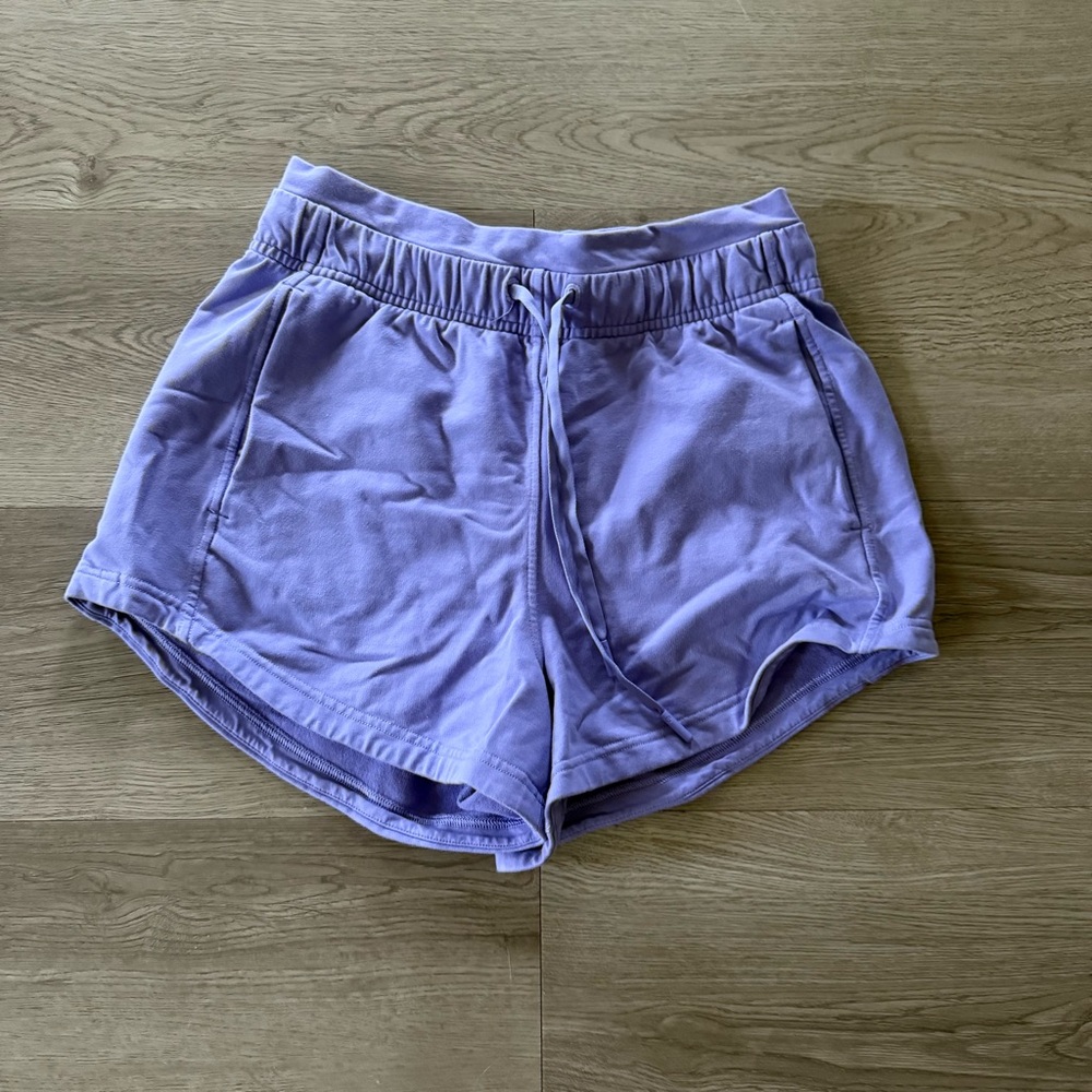 Lululemon Inner Glow High-Rise Short 3" in Dark Lavender